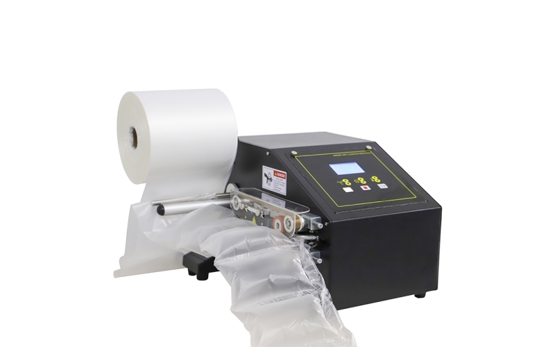 建技包裝：選用適合產(chǎn)品包裹的緩沖氣墊，保護(hù)產(chǎn)品的運輸安全