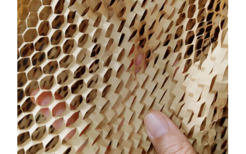 蘇州建技：蜂窩紙包裹，更好的提升用戶的開(kāi)箱體驗(yàn)