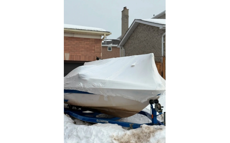 冬季船只存儲指南：專業(yè)熱收縮包裝，讓您的愛船無懼冰雪，煥新啟航！